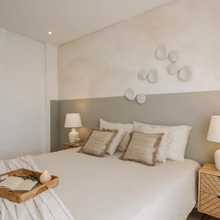 Montalto - 1 Bedroom And Parking In Alvalade Lissabon