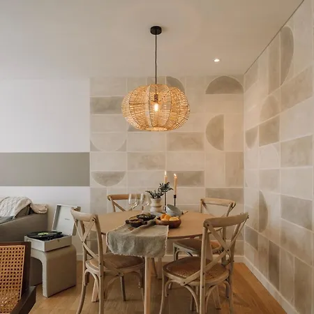 Montalto - 1 Bedroom And Parking In Alvalade *